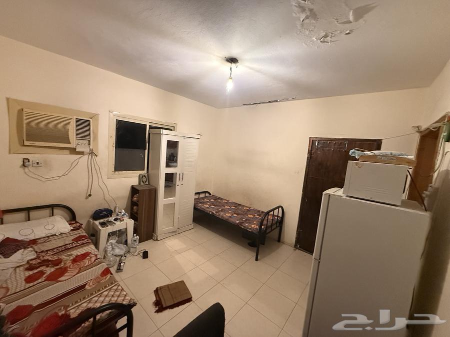 A Yemeni person wanted for shared accommodation in a room, 350 SAR each64513525045763110