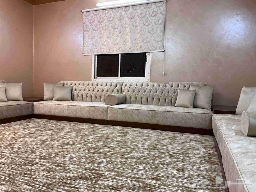 Custom floor sofas and fabric curtains in Al-Madinah64518164601985113