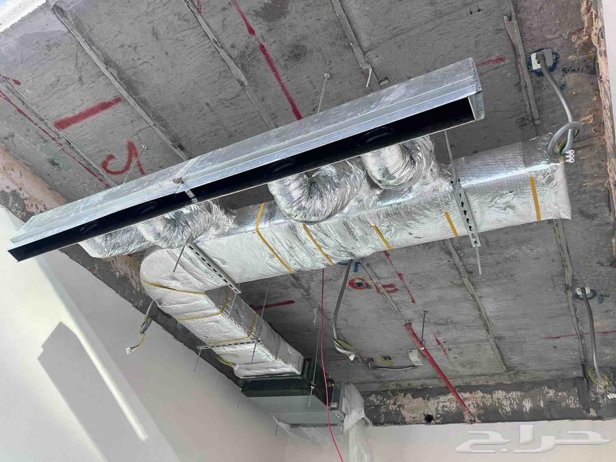 on FCU Duct work. Call me for work my number is64518115652995110