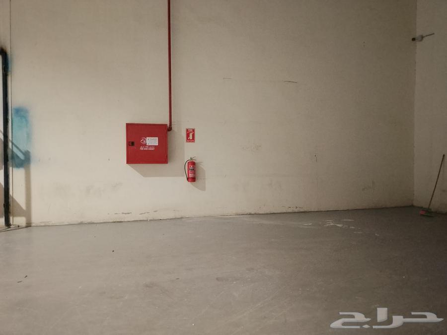 مساحات تخزين بالطبلية والمتر والرف64518261152642111