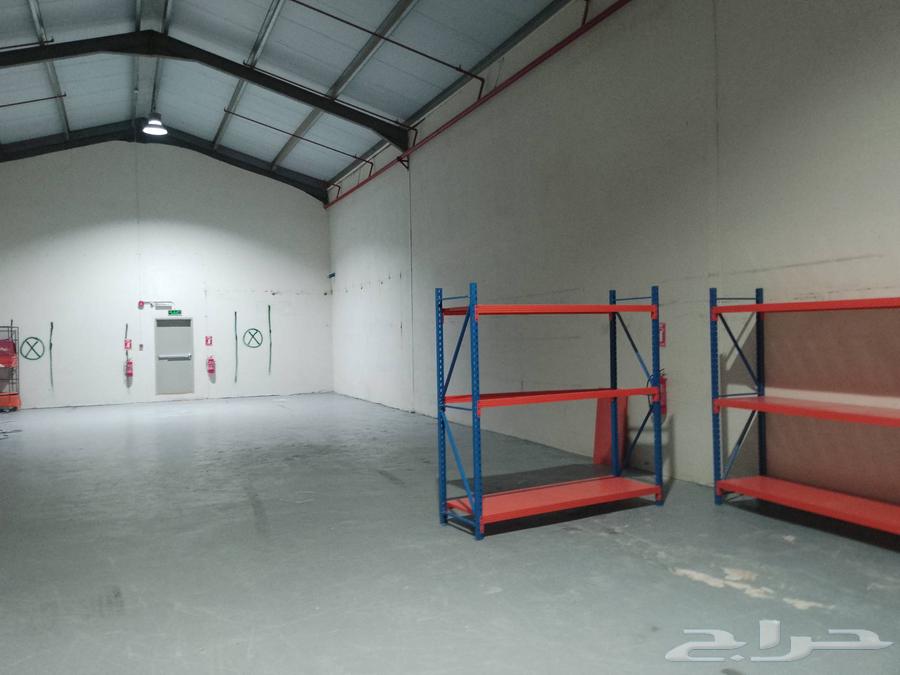 مساحات تخزين بالطبلية والمتر والرف64518261152642112