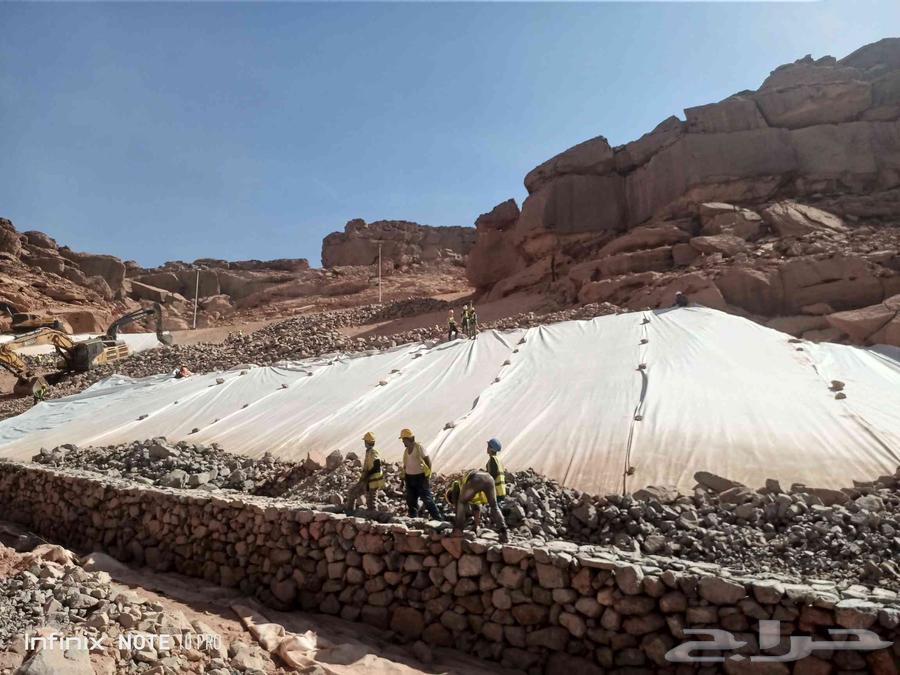 Salih Al-Anzi Contracting Company for all types of stone and mesh64518018210819114