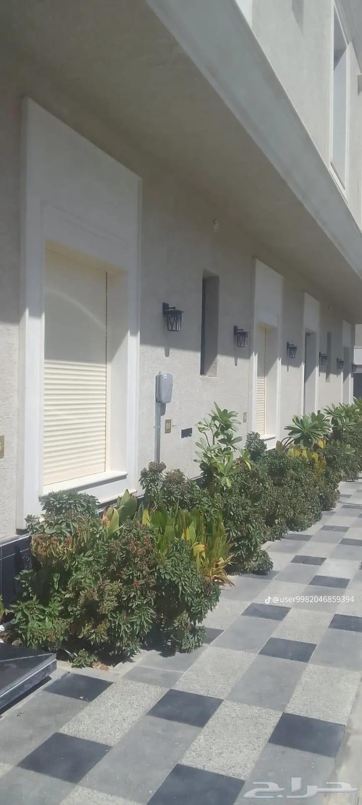 Modern shutter works64518164778113111