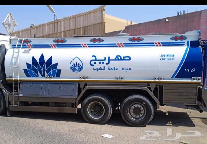 Water tanker for desalinated drinking water, 24-hour service64518308725377113