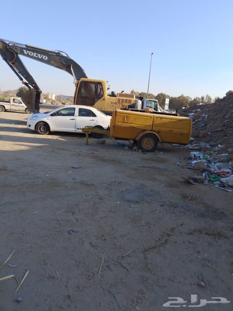 لدينا بنيانات بكلين بنيان يد حفر خزانات حفر بيارت لكل الشغال64518277987586110