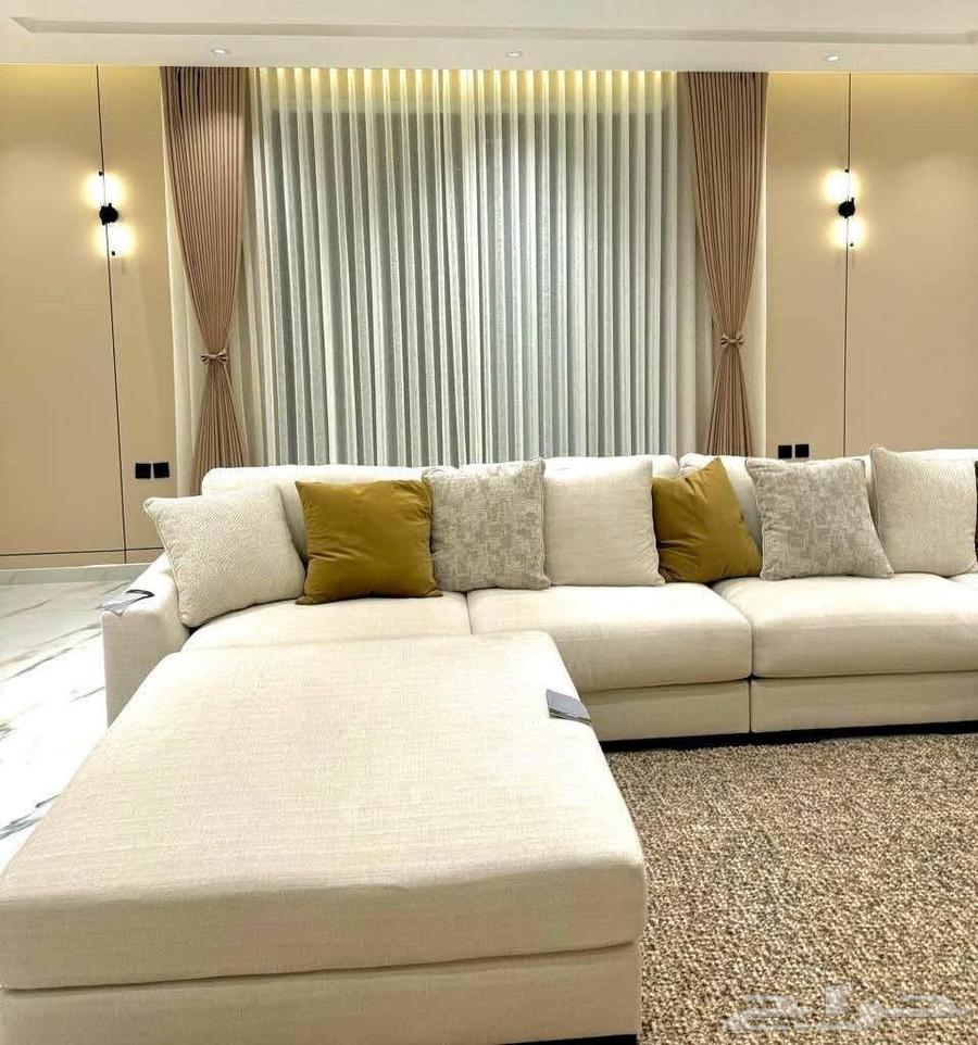 Upholstery of sofas and chairs and making curtains64518309831425113