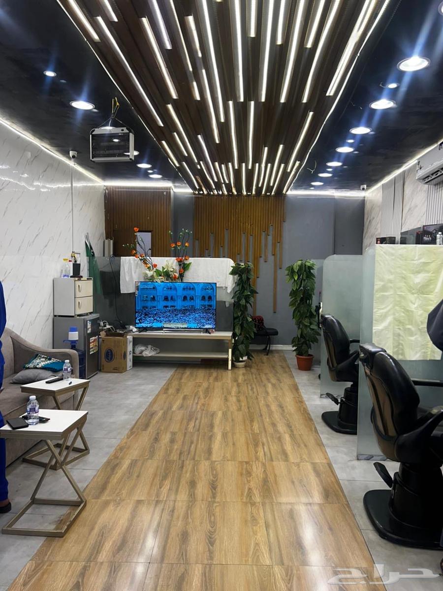 صالون حلاقة للتقبيل حي التيسير64518017798017111