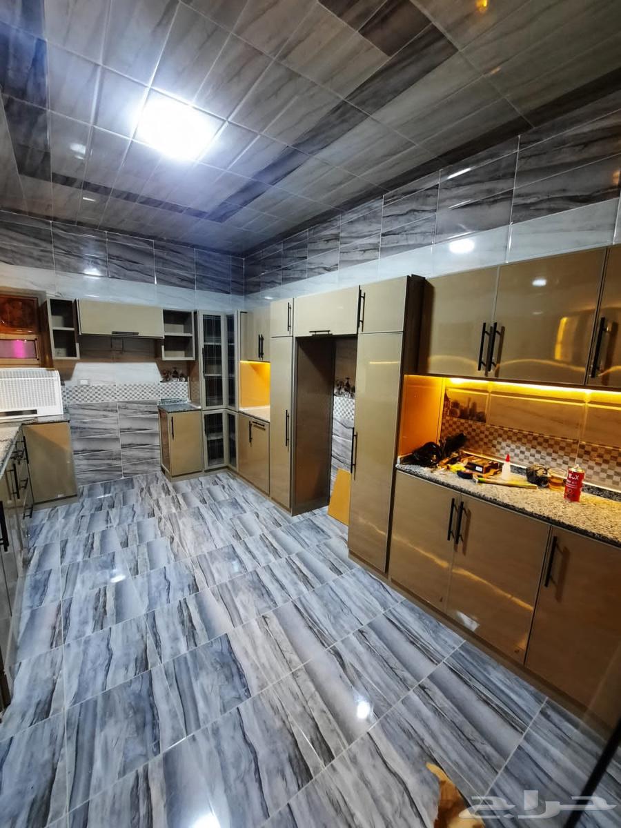 معلم المنيوم متنقل في جده64534424617603110