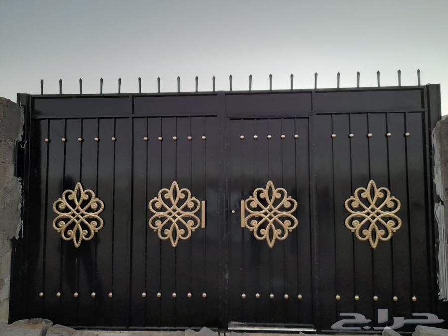 Metalwork teacher for installing sheds, windows, and gates for contact64534503112322110