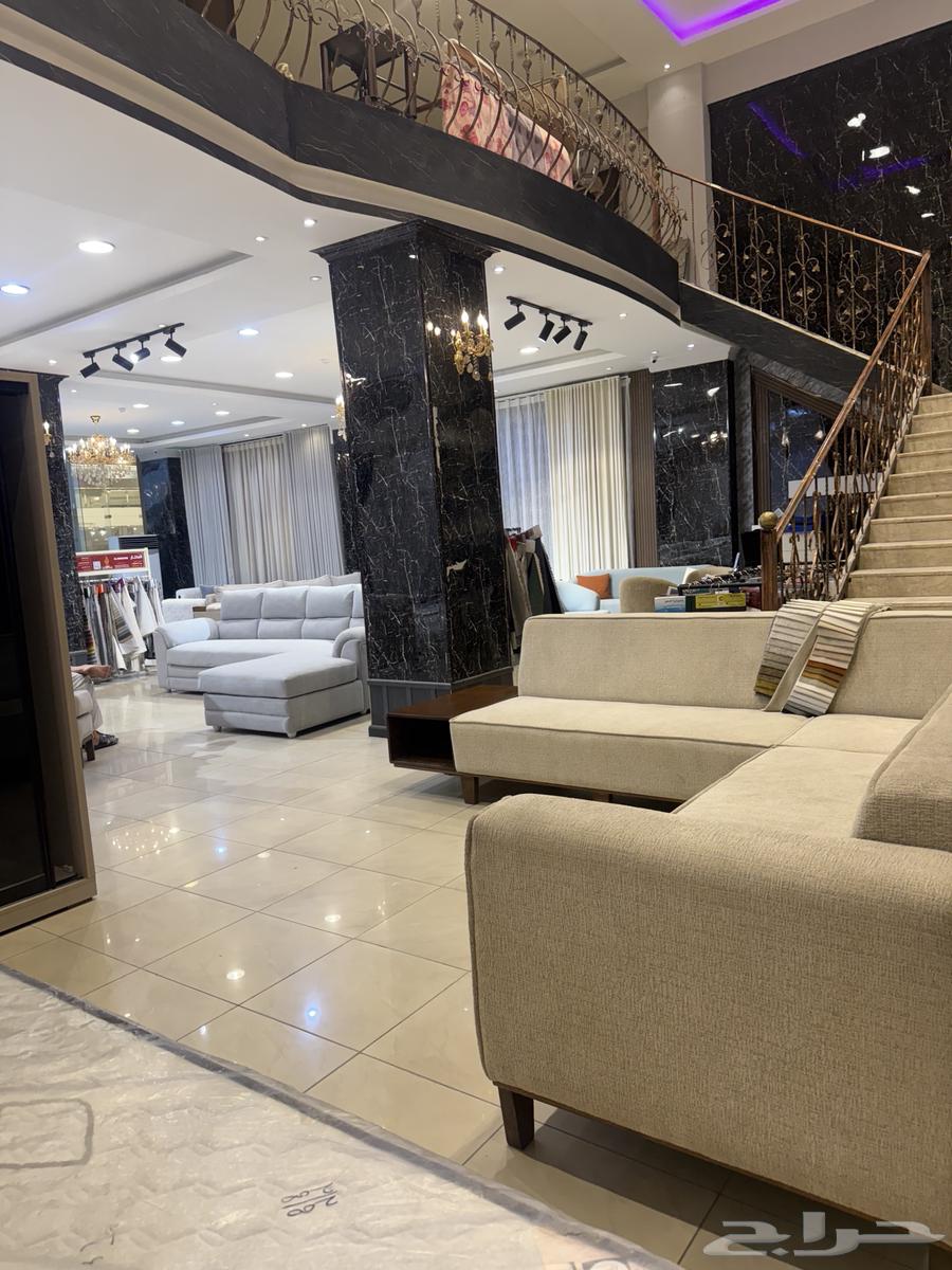 للتقبيل محل فتحتين بالقرب من سوق حراج الدمام ( مجمع العرفج64534242703107113