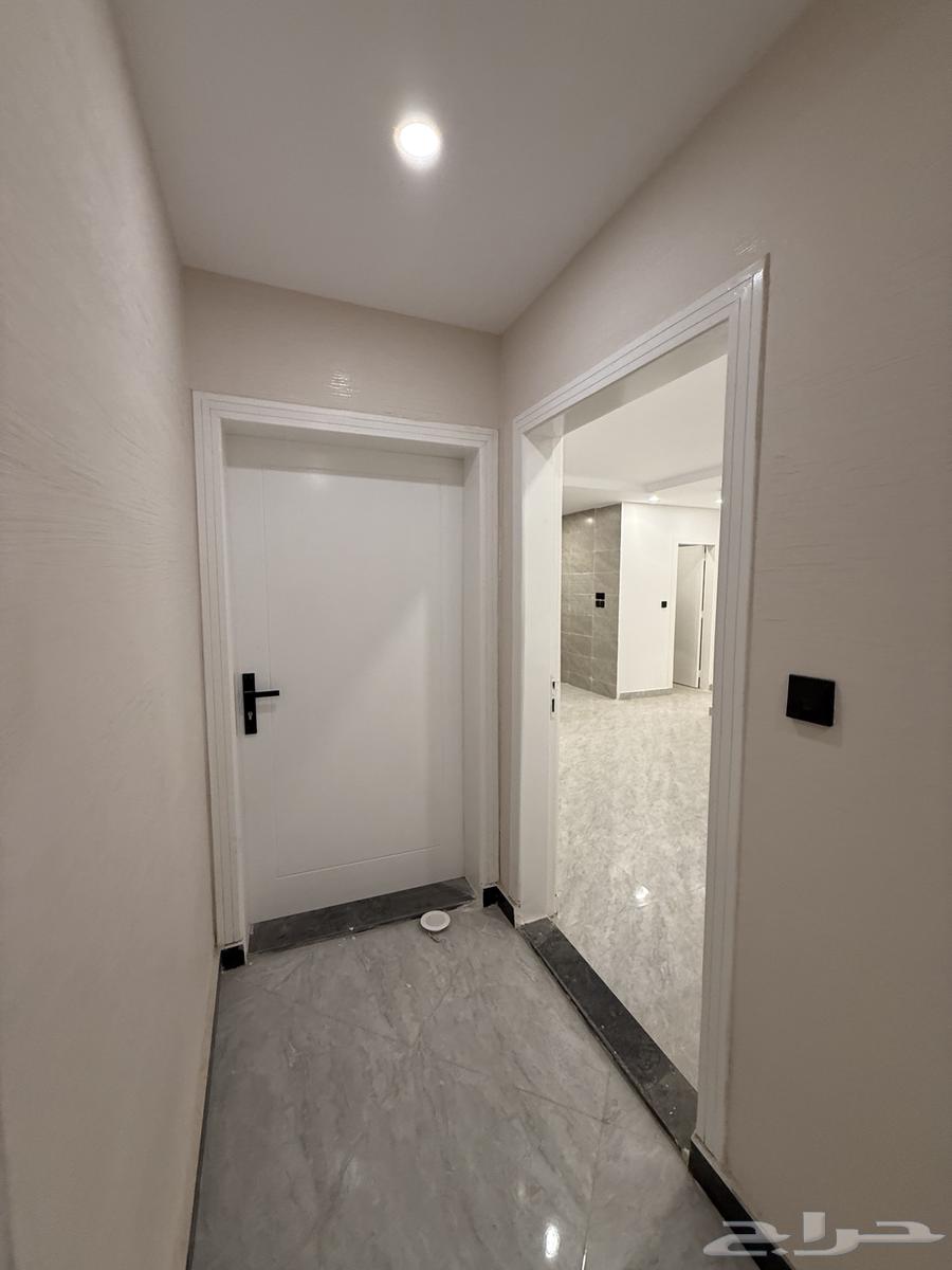 Ownership apartments in a golden location in Batha Quraysh, immediate vacancy at 360,00064534259214339114