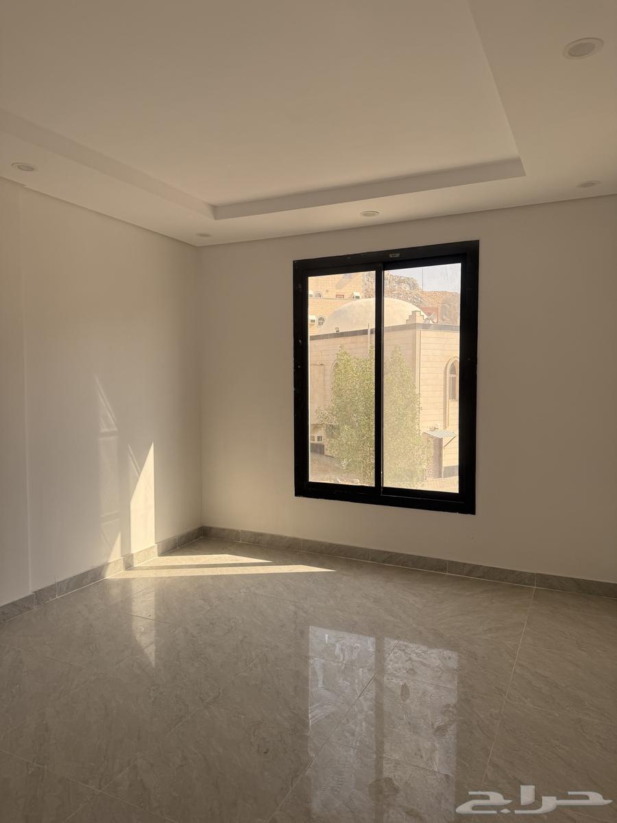 Ownership apartments in a golden location in Batha Quraysh, immediate vacancy at 360,00064534259214339113