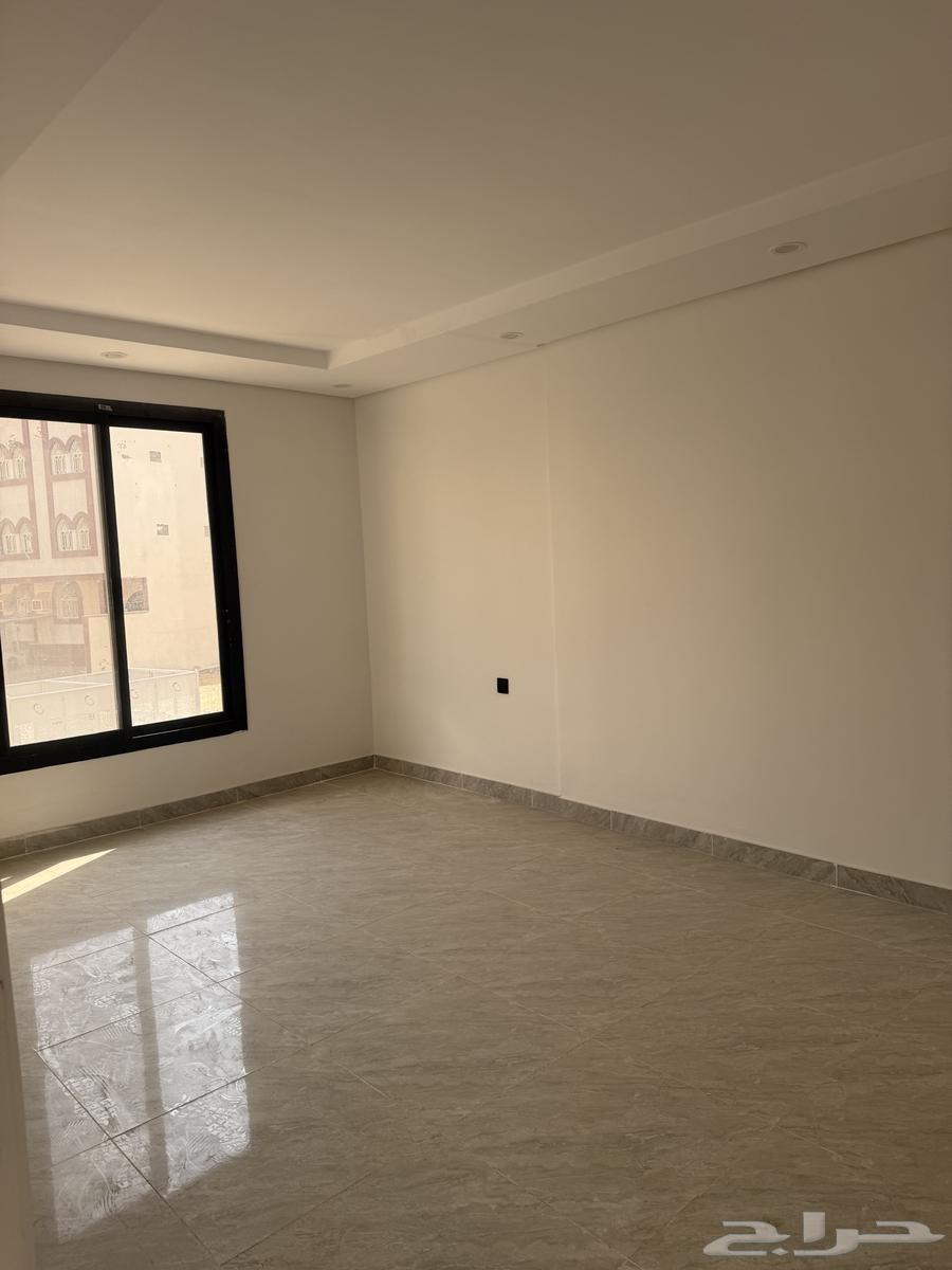 Ownership apartments in a golden location in Batha Quraysh, immediate vacancy at 360,00064534259214339112