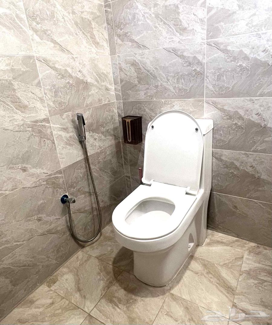 سباك وكهرباي باكستاني64534456050818111