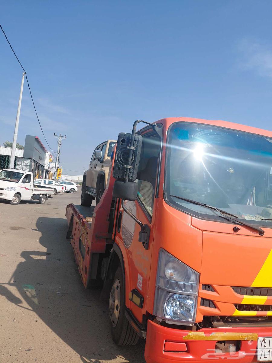 Flatbed towing of all types of vehicles in Jazan and its surroundings64525052205569113