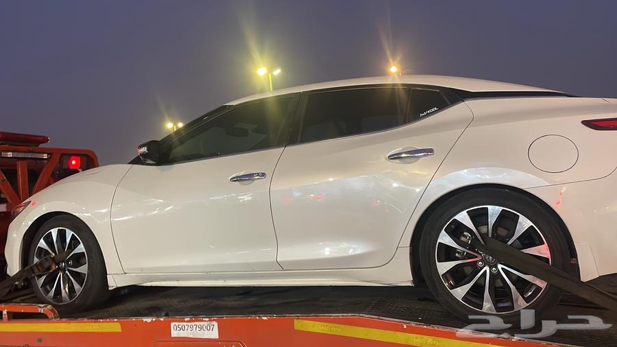 سطحه في جده وخارج جده64525037074945113