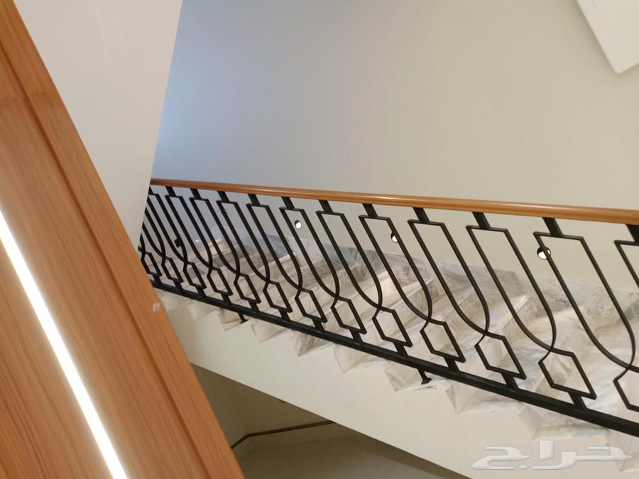 دهان ابواب خشبيه وأبواب من الحديد ودهان لجميع64593705010049111