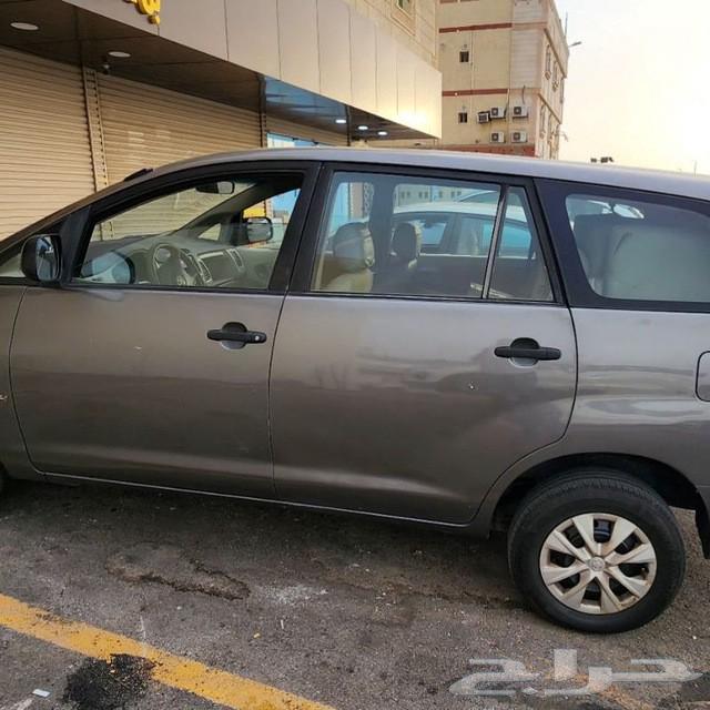 Anofa car, air-conditioned and clean, for school transportation and private trips64525051487234110