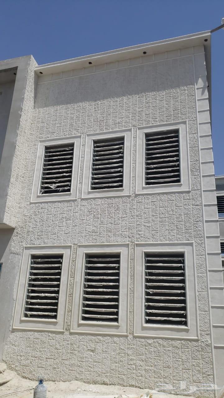 Colorful plaster, an alternative to stone cladding, replaces regular plaster and brick64525037039106114