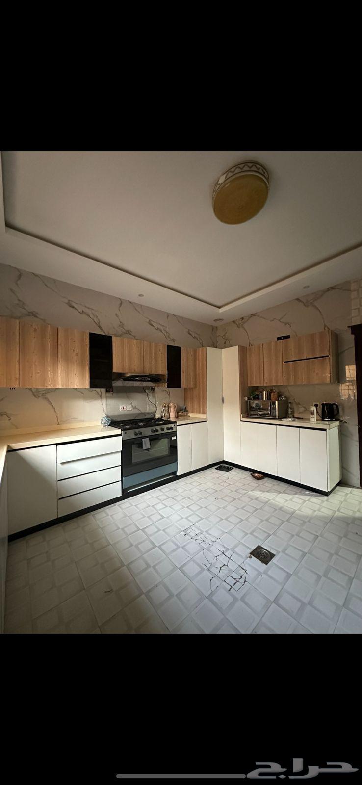 اللي عنده صيانه ولا تفصيل جديد ابشر بالخير اسعار مناسبه64534227472130114