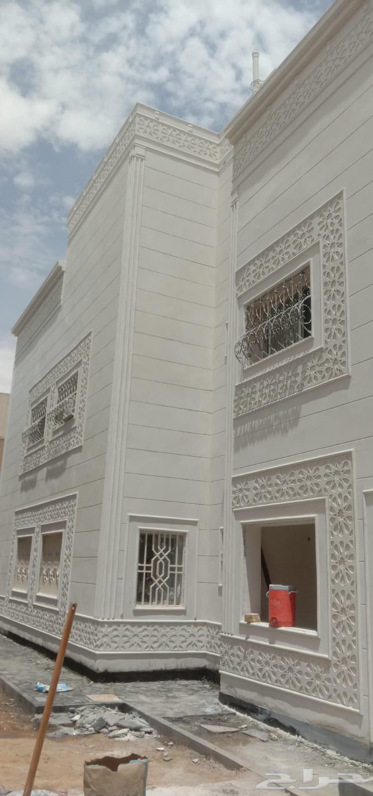 Colorful plaster, an alternative to stone cladding, replaces regular plaster and brick64525037039106113