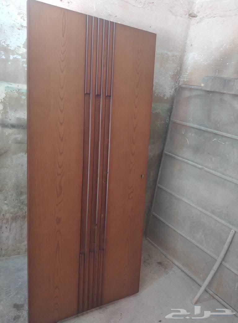 معلم دهانات وصباغة الابواب الخشبيه والجدران64534489306498114