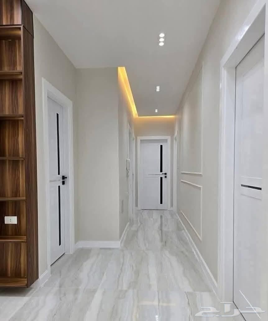 Paints, decorations, and foam for entrances and majlis64534424510082112