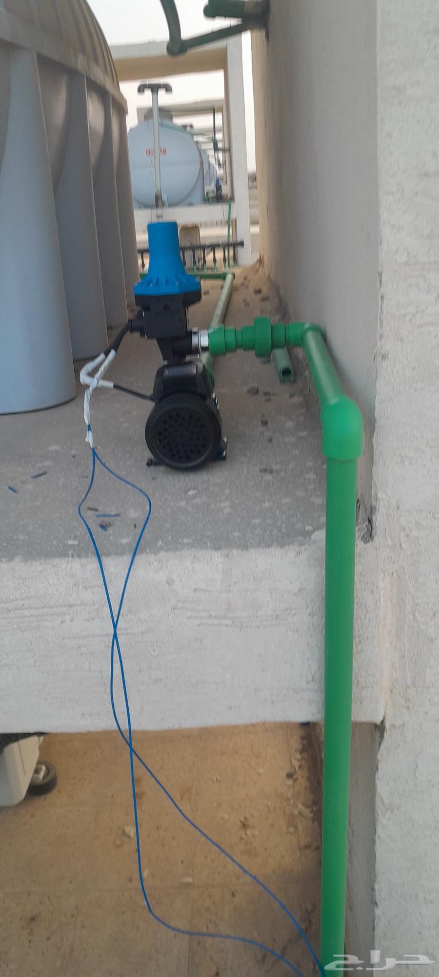 سباك وكهرباي باكستاني64534456050818110