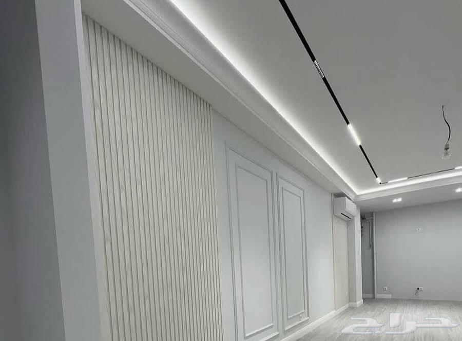 Paints, decorations, and foam for entrances and majlis64534424510082111