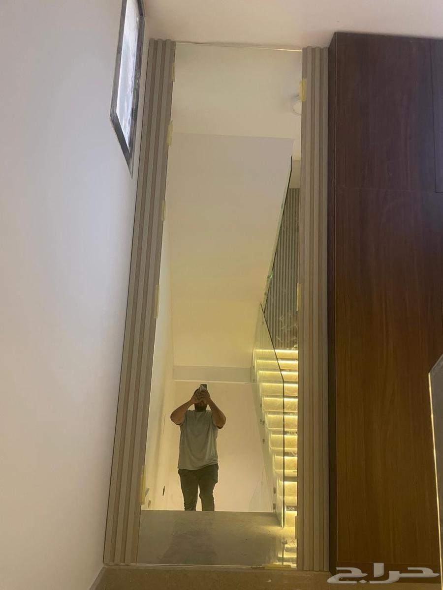 Glass and Mirror Shop in Riyadh Exit 1164534504128515113