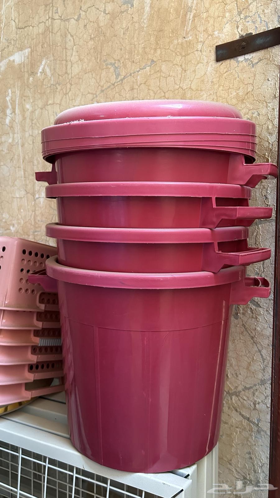 Iron window, storage boxes64538867569282113