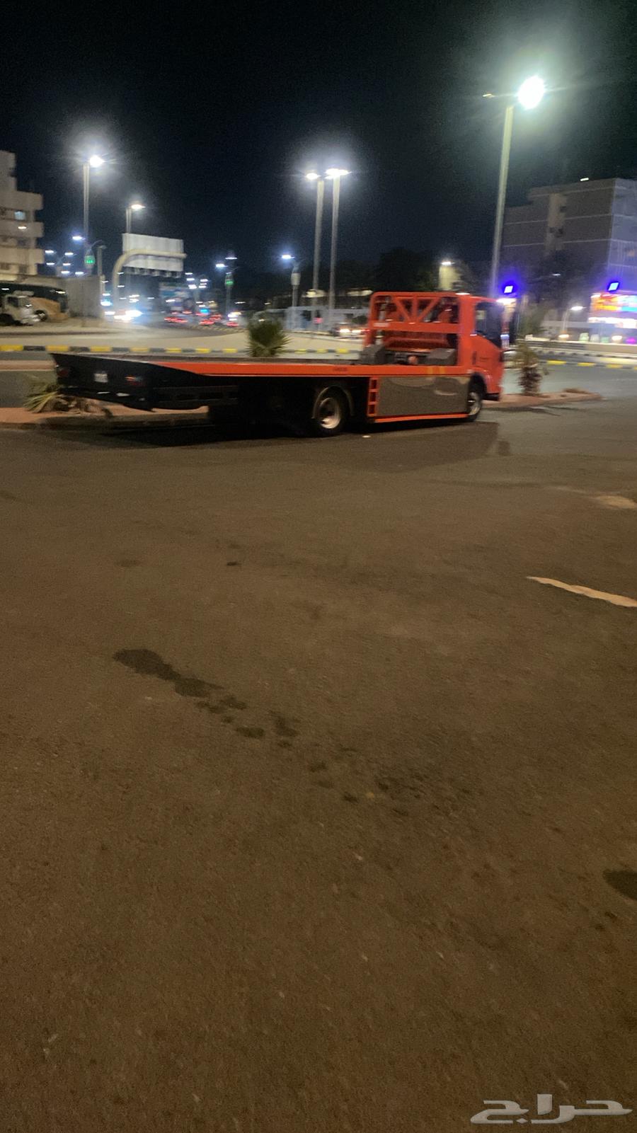 سطحه هدروليك لنقل السيارات64538868194433110