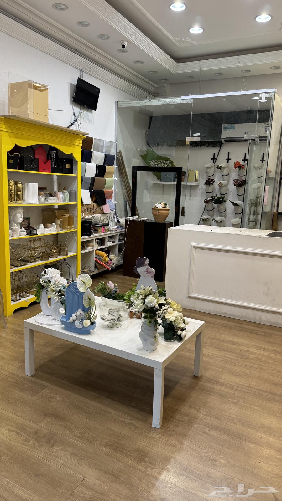 محل ورد لتقبيل فرصه نادره جدا64538721374339112