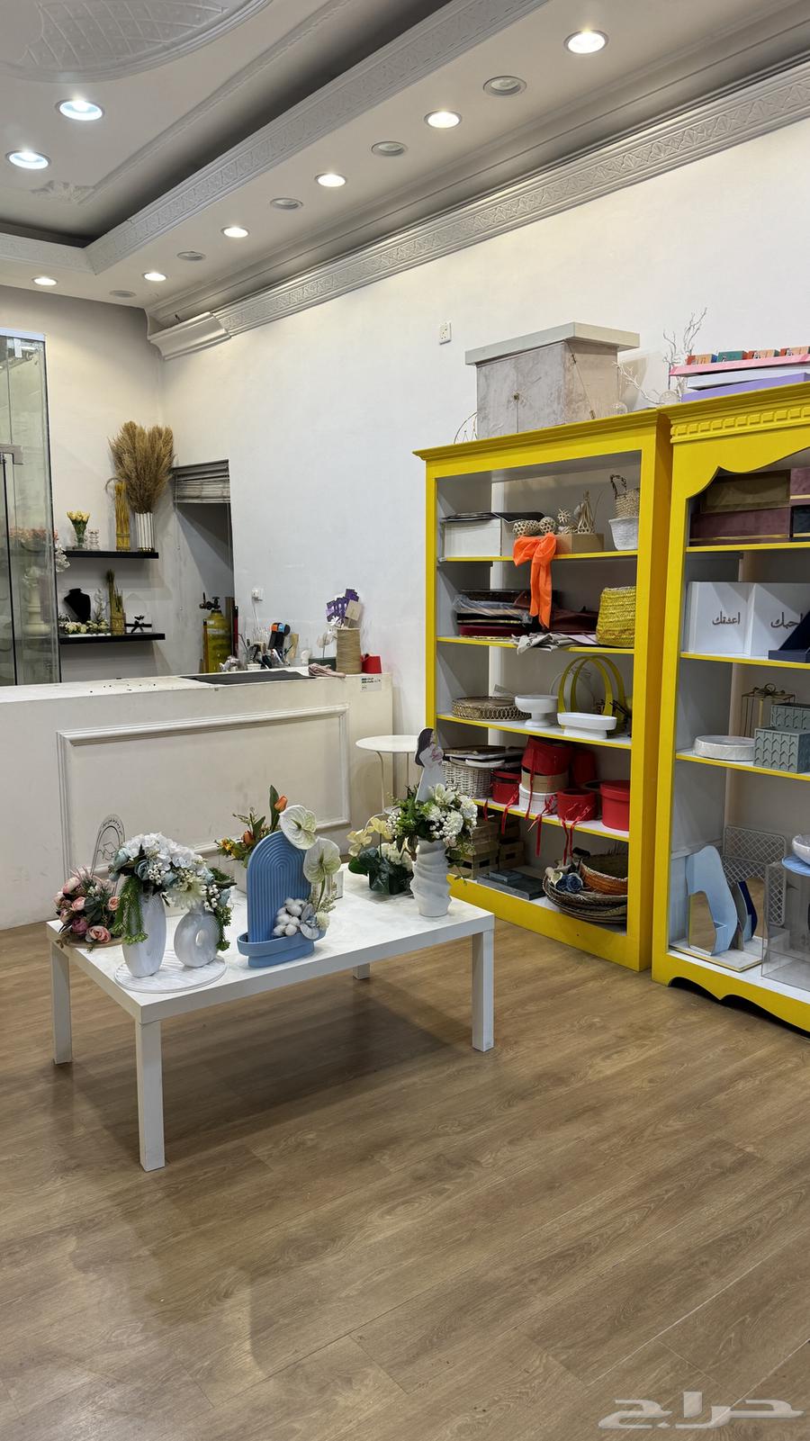 محل ورد لتقبيل فرصه نادره جدا64538721374339111