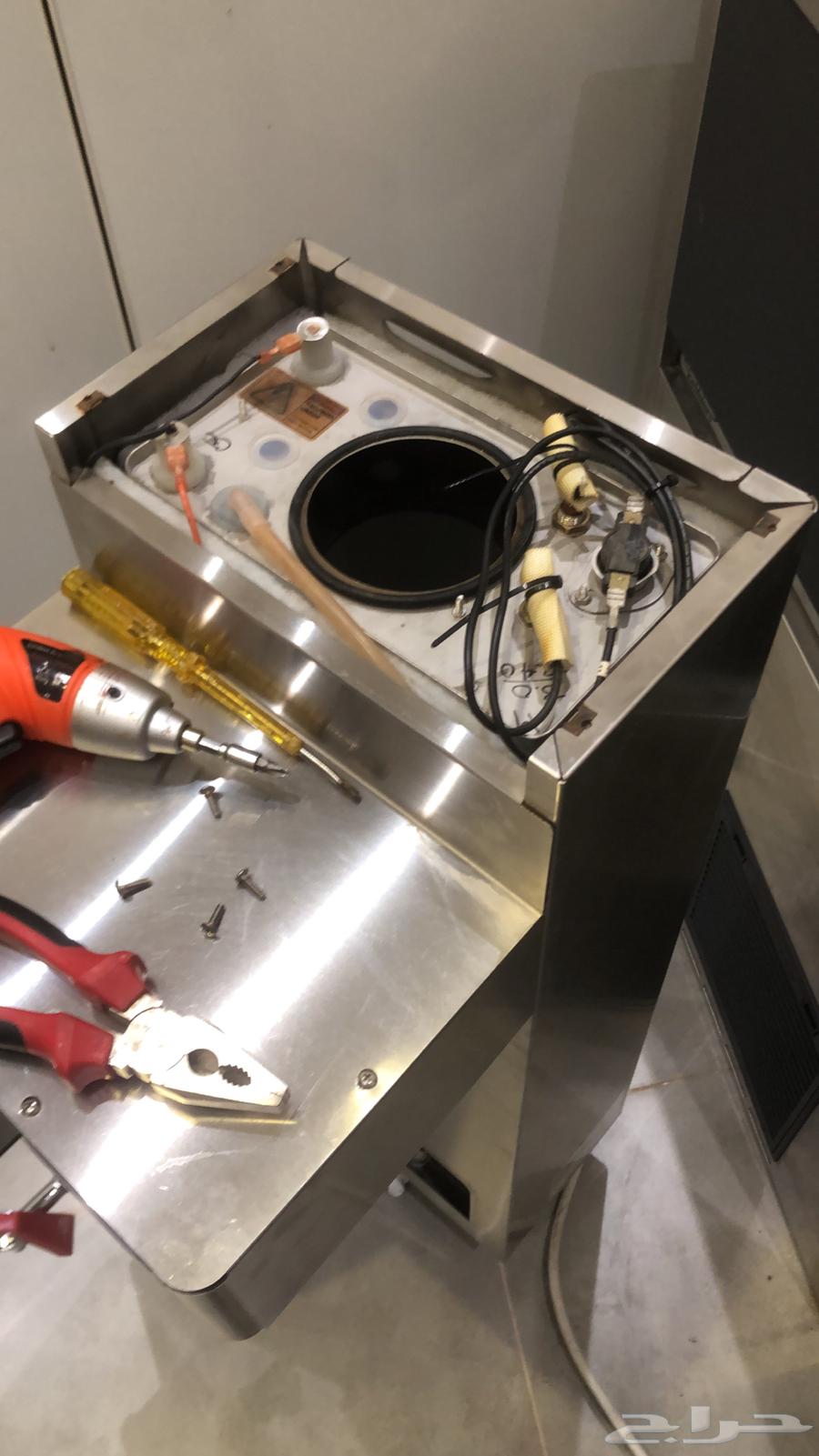 صيانة مكائن قهوة64538643042305114