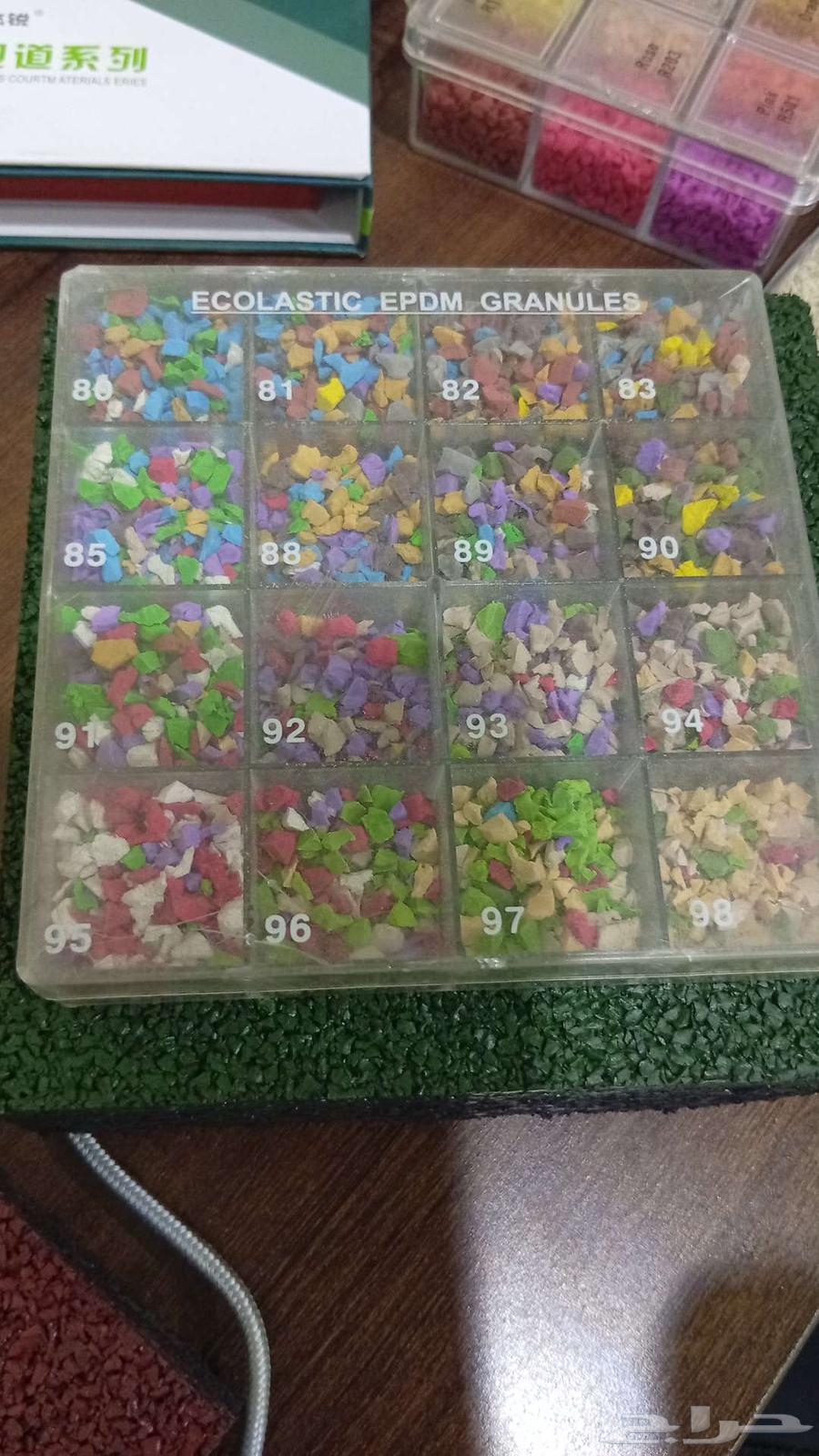 نحن شركة رائدة في مجال الملاعب الترفيهية والعشب الصناعي مشا64538778528771114