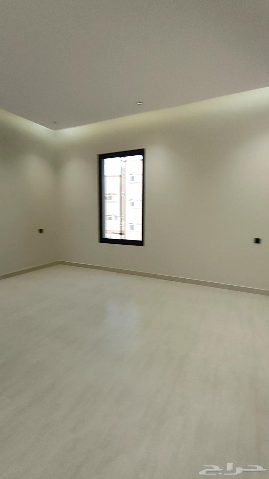 للبيع ارواف علويه موقع مميز شمال الخميس64545474372227114