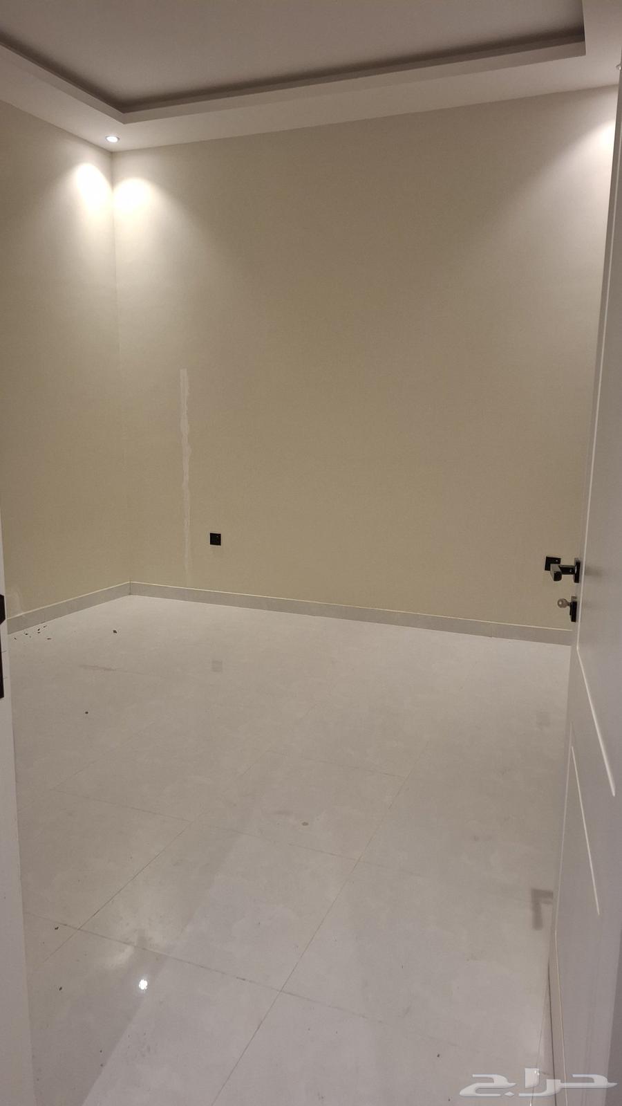 يتوفر لدينا شقق عزاب64545490251905110