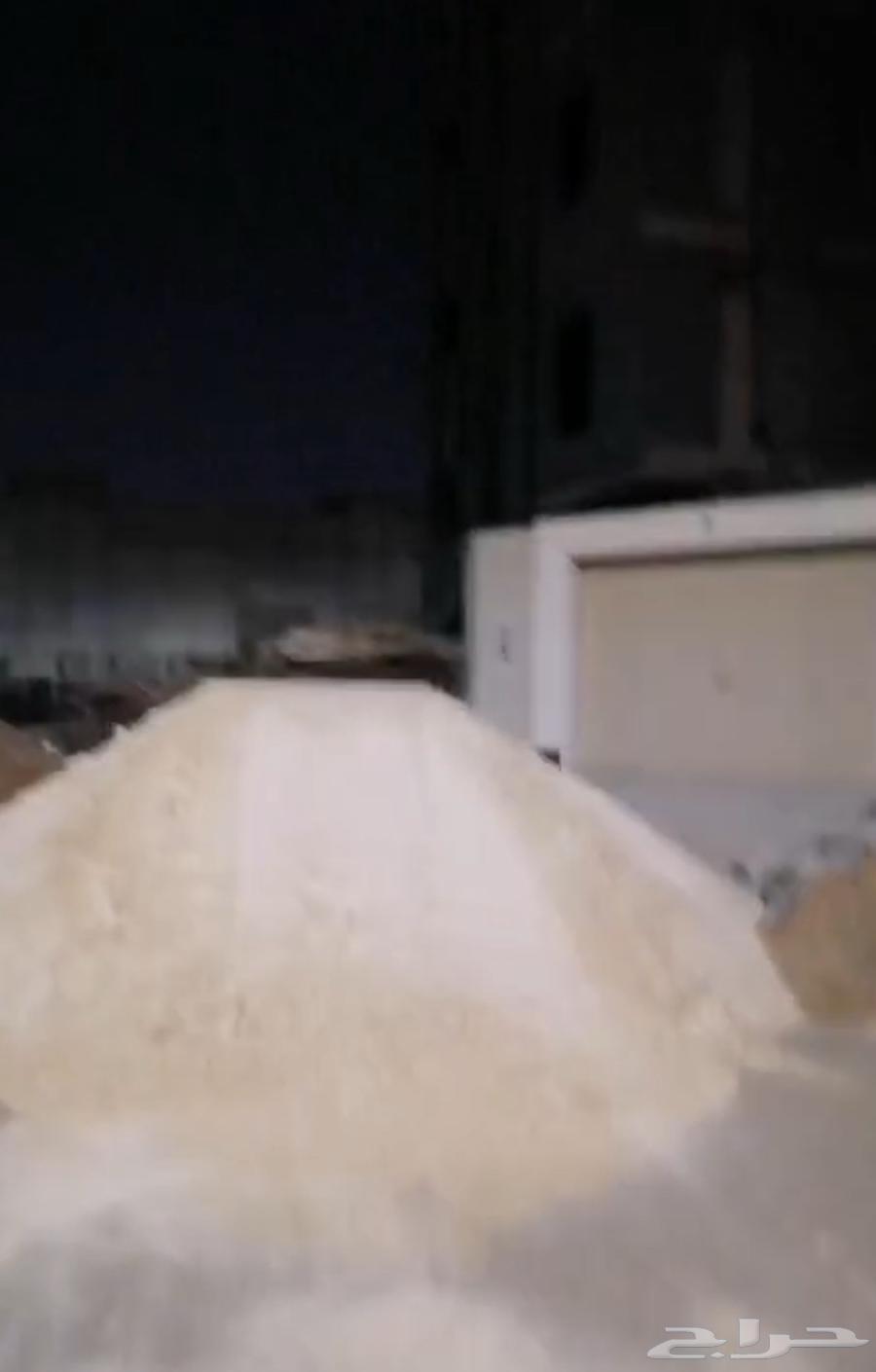 رمل تيماء أبيض  صندوق كبير حمولة 45   طن وأنواع الرمل موج64534535544707112