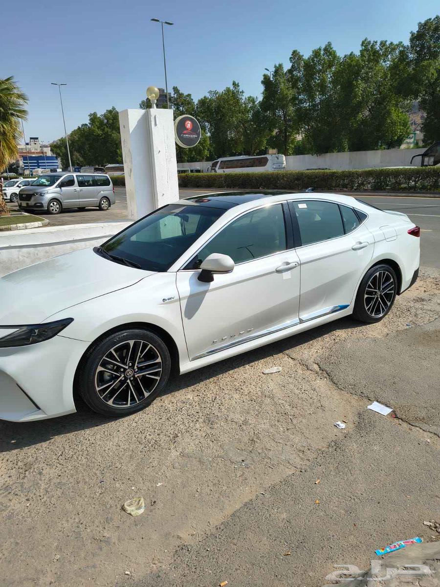 تاكسي مطار ونقل بين مدن لنقل ركاب متوفرين 24 ساعة64534520152323111