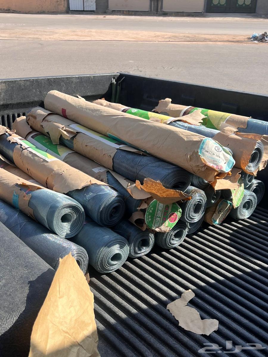 شبك حديد ارتفاع متر ب 20 متر 40 ريال الحبه64538834046851111