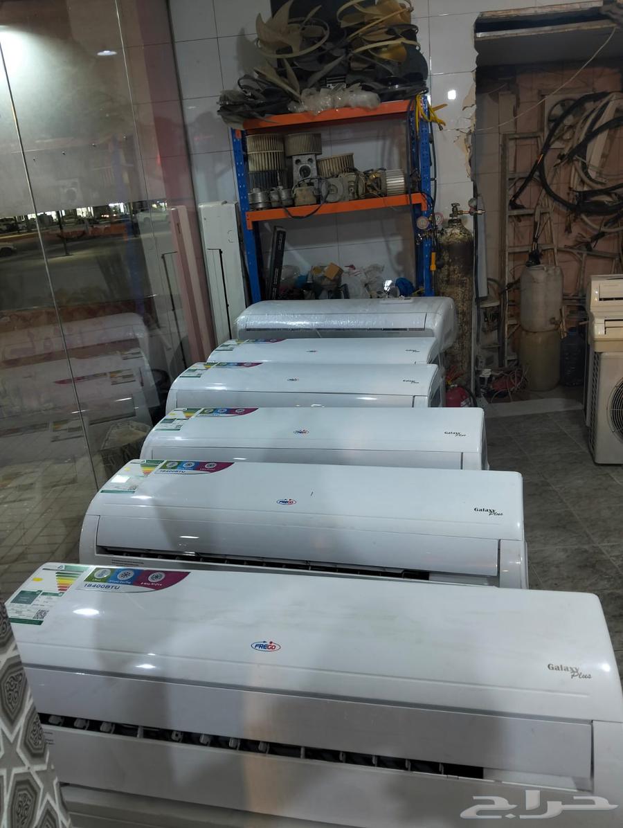 Split air conditioners, lightly used, almost new, with installation, display refrigerator, and window and cabinet air conditioners64538889304705113