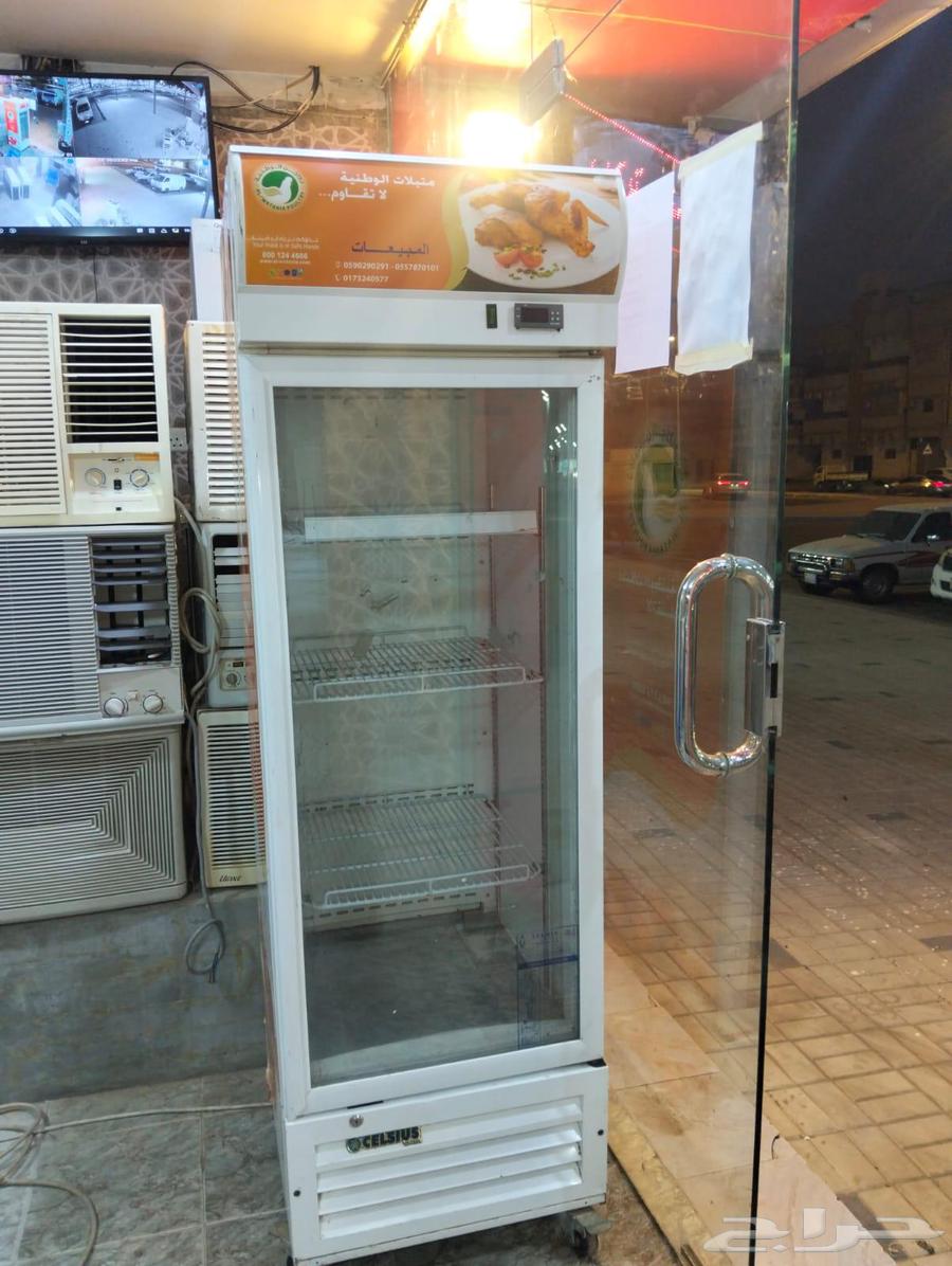 Split air conditioners, lightly used, almost new, with installation, display refrigerator, and window and cabinet air conditioners64538889304705111