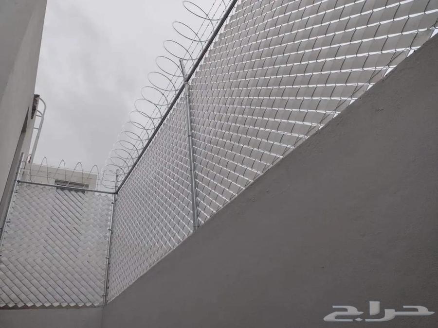 Installation of Fencing and Palm Tree Planting64538762861187110