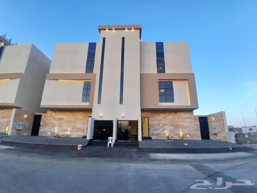 للبيع شقه دور ارضي تمليك تشطيبات فاخره بسعر 550الف بالمحاله64538688744579110