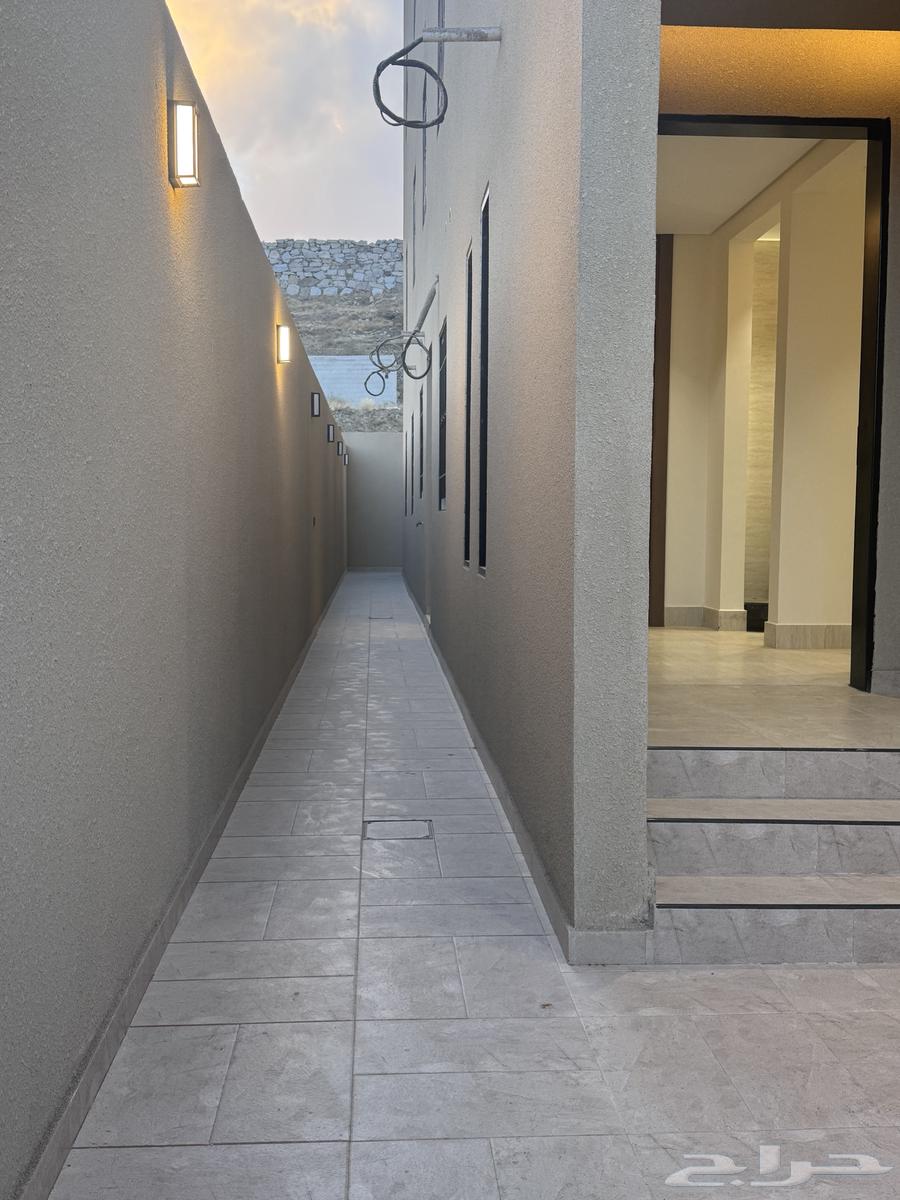 For sale ground floor apartments with separate entrances and upper units with rooftop starting from 450,000 in Abha64545489565057113