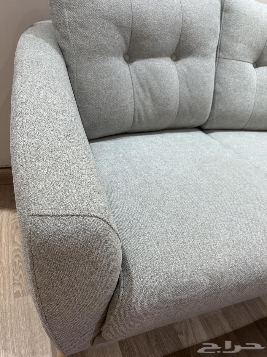 Home Box sofa, lightly used, clean and in perfect condition, free of defects64538849324291112