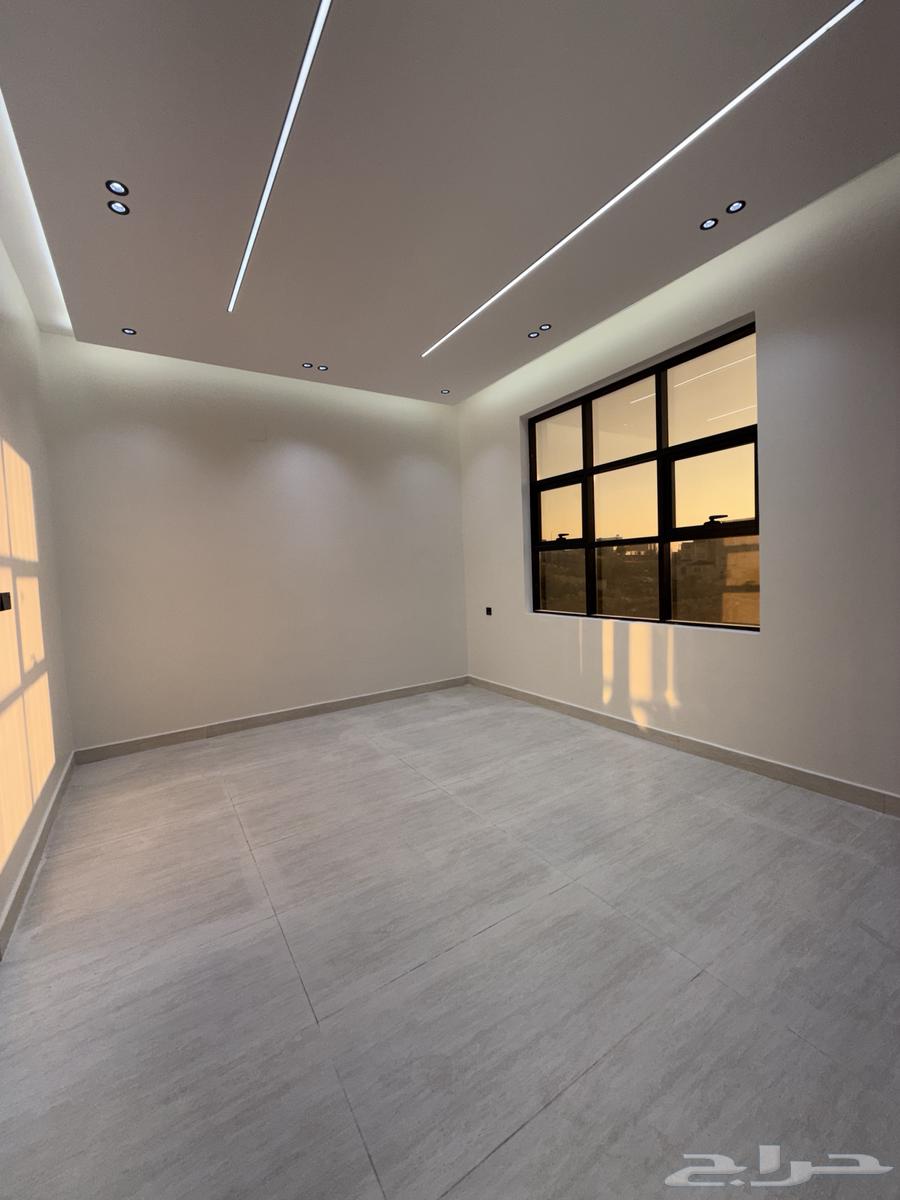 روف علوي مع ملحق 9 غرف بتصميم فندقي حي النسيم -700الف ققط64538704872451112