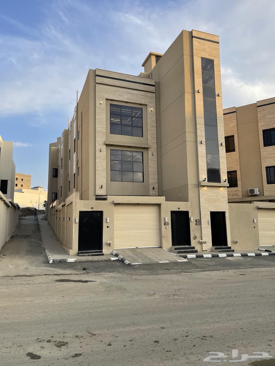 للبيع شقق علويه vip وسط الخدمات بالمحاله ابها بسعر 500 الف64538642145795110