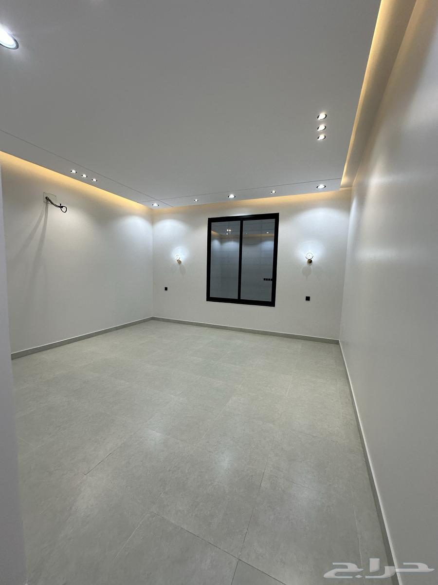 Lofts for sale, modern, prices starting from 650,000, east of Khamis64538642456962111